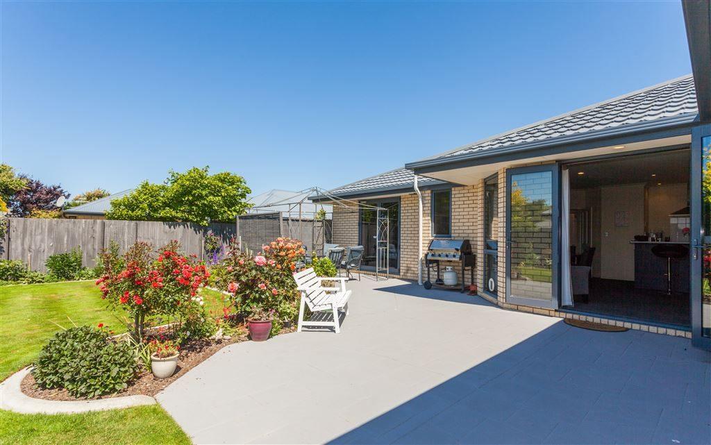 Perfect Home, Stunning Gardens - Aidanfield Gardens Bellissimo Christchurch Exterior foto