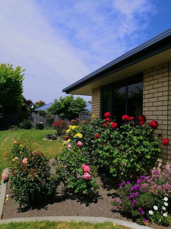 Perfect Home, Stunning Gardens - Aidanfield Gardens Bellissimo Christchurch Exterior foto